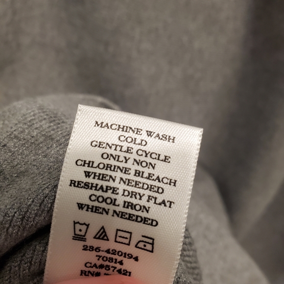 Ann Taylor Grey Knit Knee-Length Circle Skirt Size M - Picture 6 of 6